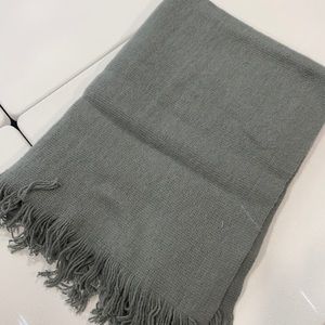 Summer & Rose Gray Scarf